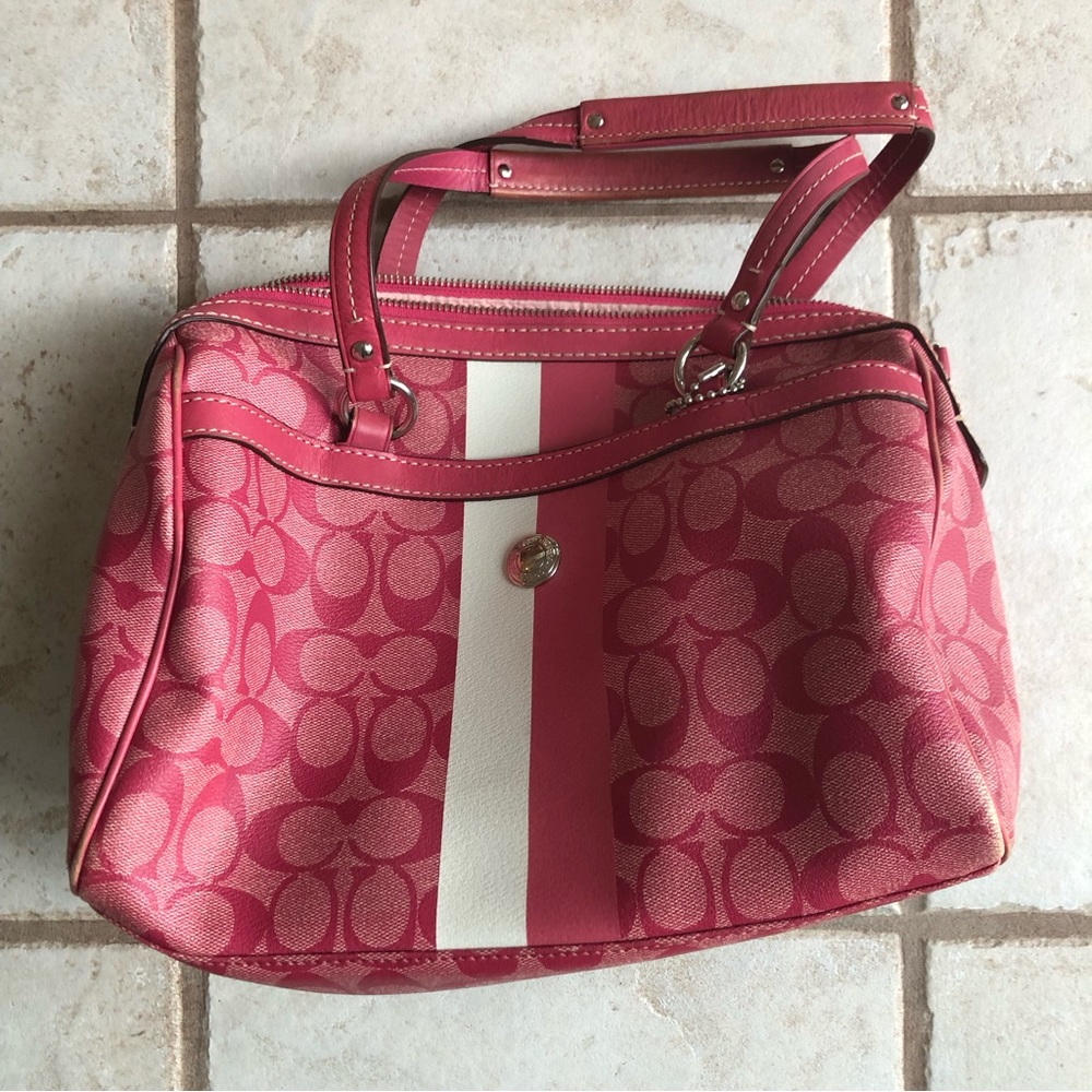 COACH 2010’s Pink Coach Purse